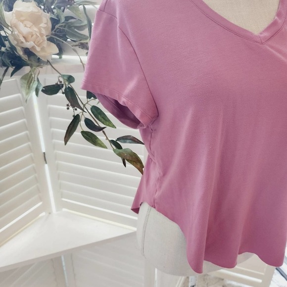 GYMSHARK MAUVE TOP WITH GATHERED ADJUSTABLE BACK SIZE MED - Picture 6 of 6